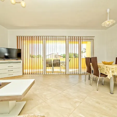 Apartment Una Pula Exterior photo