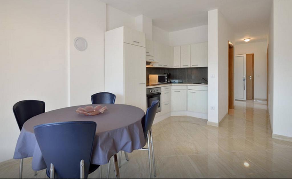 Apartment Una